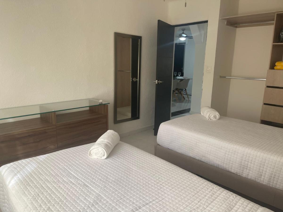 Deco 2 Downtown 3 Bed Apartment Renewed Cancun Bagian luar foto