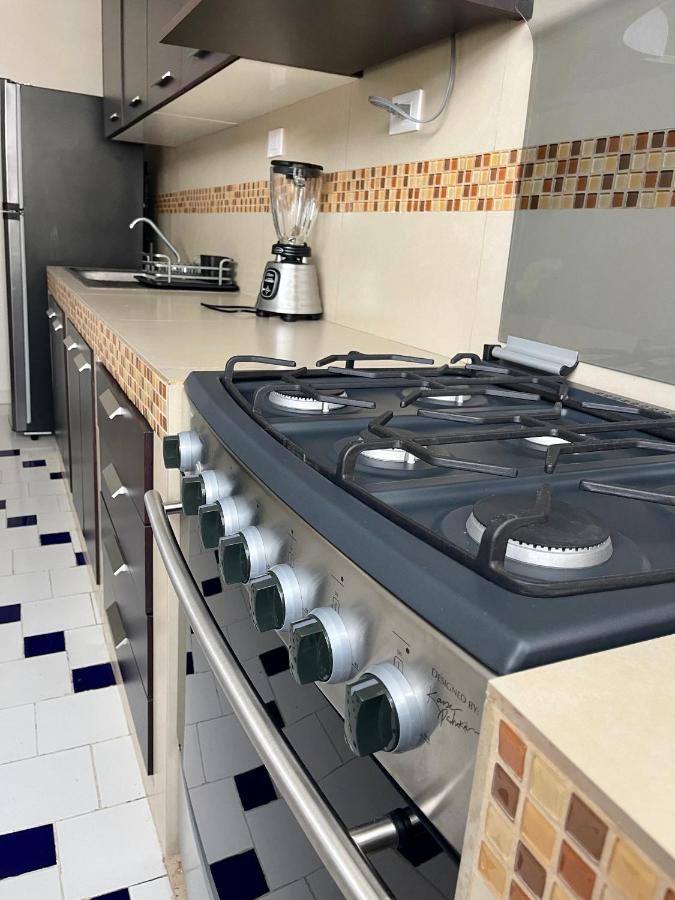 Deco 2 Downtown 3 Bed Apartment Renewed Cancun Bagian luar foto